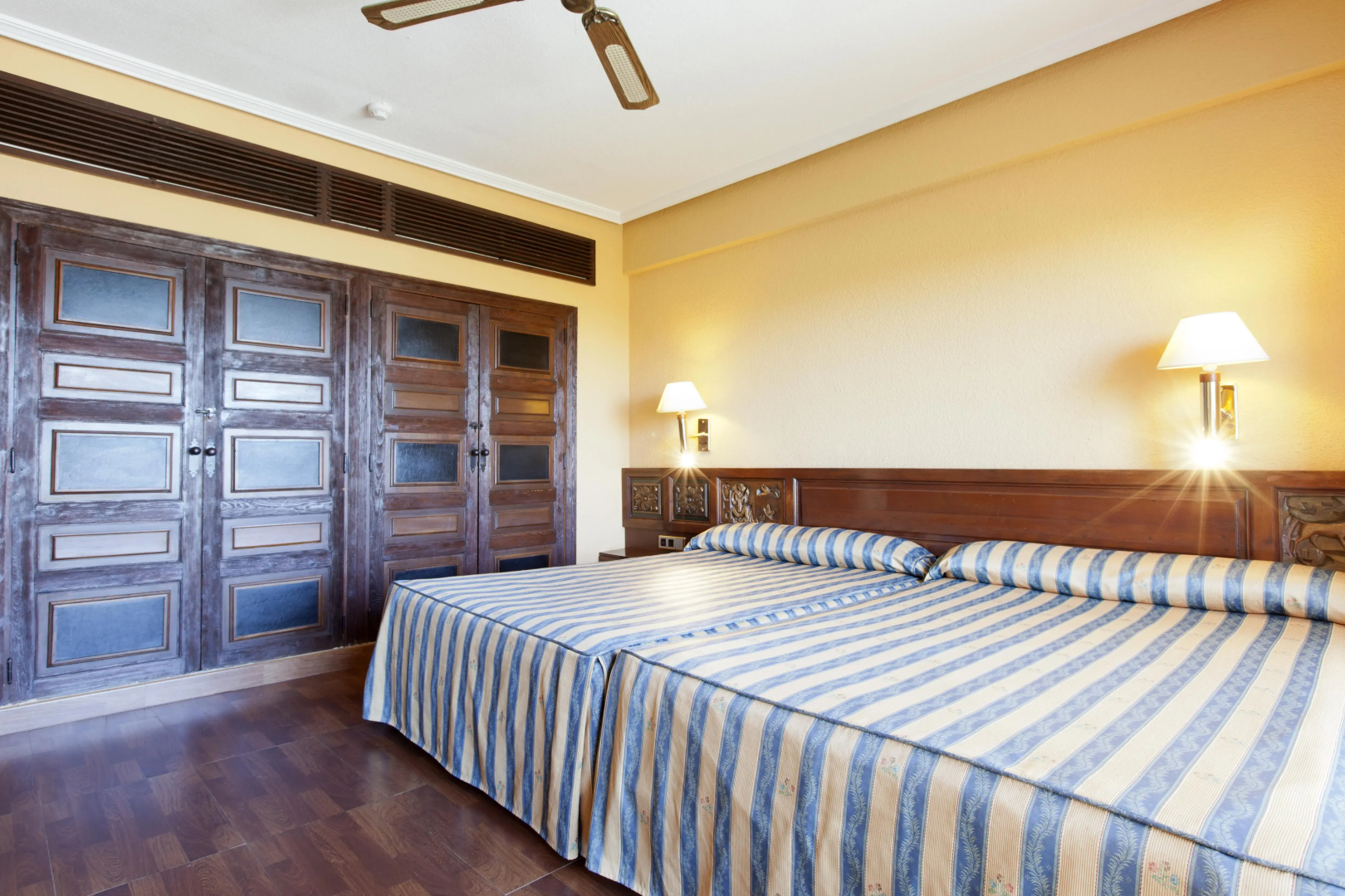 Playadulce Hotel