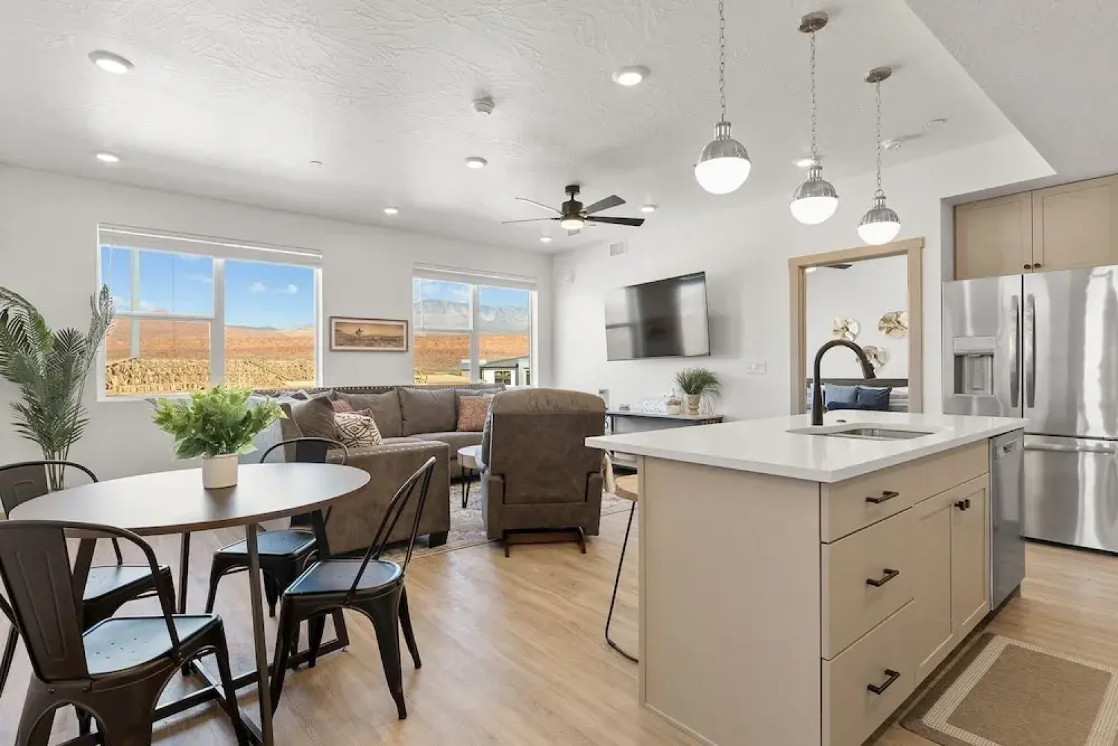 Sweet Retreat 3 Bedroom Condo
