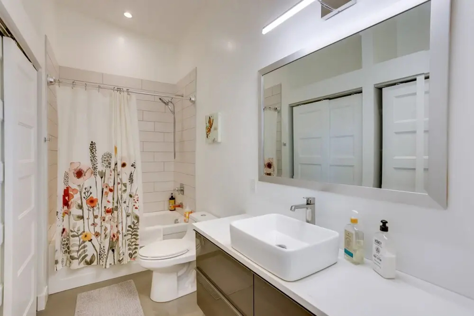 Modern Ridgway Home: Walk to Town, Mountain Views!