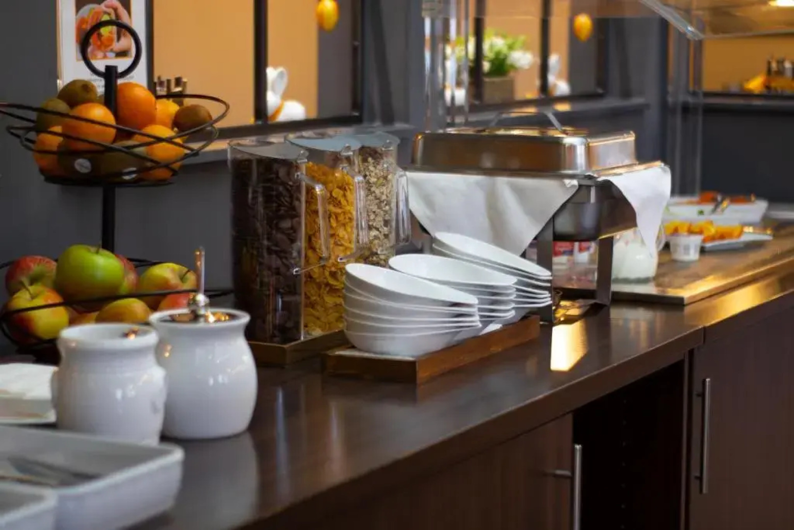 Orange Hotel und Apartments