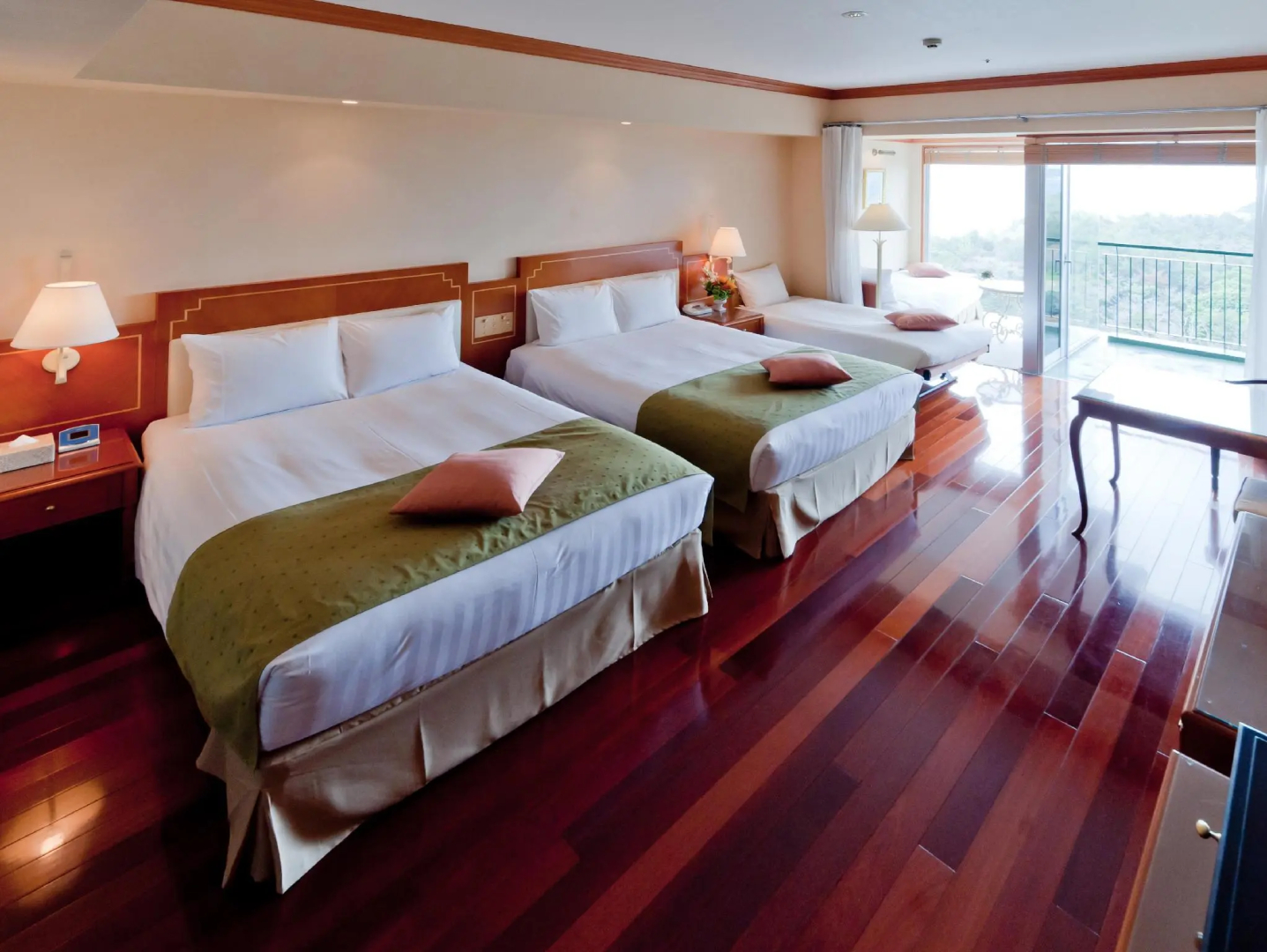 Oriental Hotel Okinawa Resort & Spa