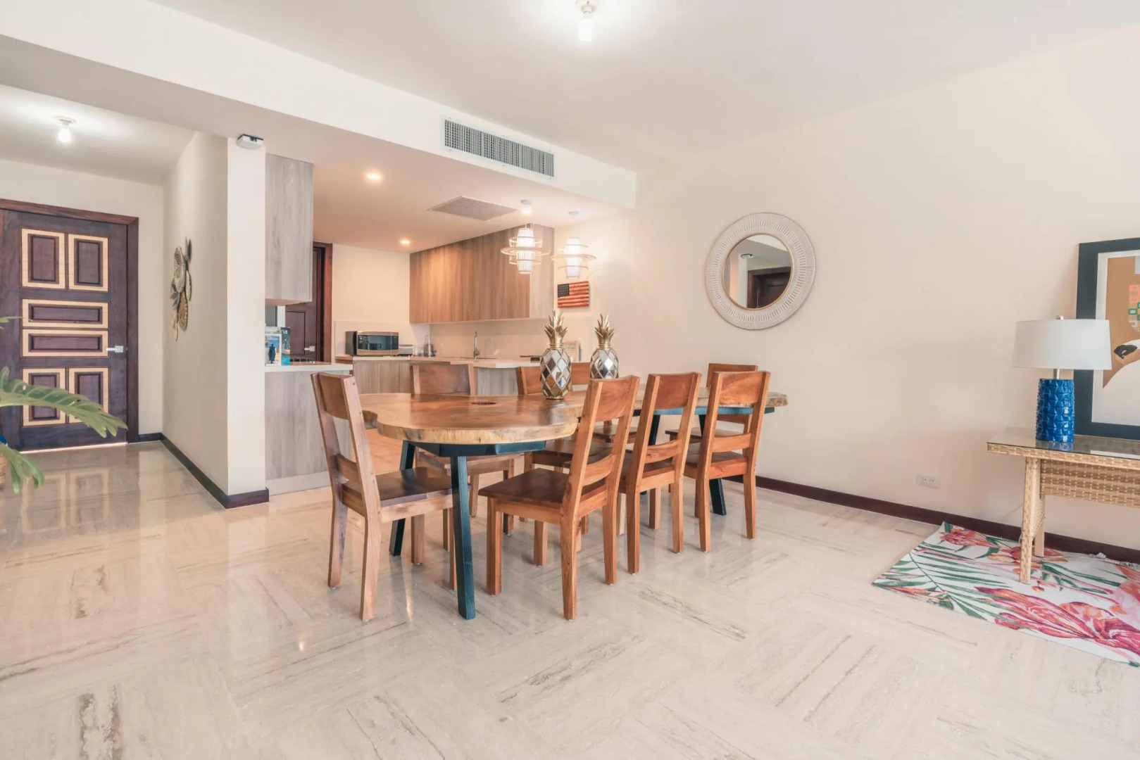 Apartment w 2BR Close to the Beach at Portillo X