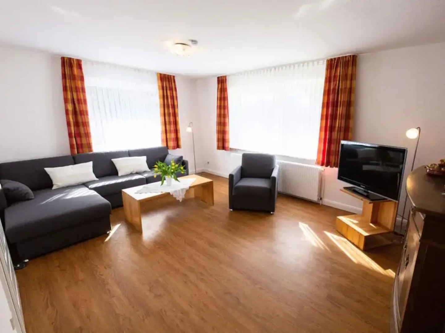 Pleasant Apartment in Suddorf
