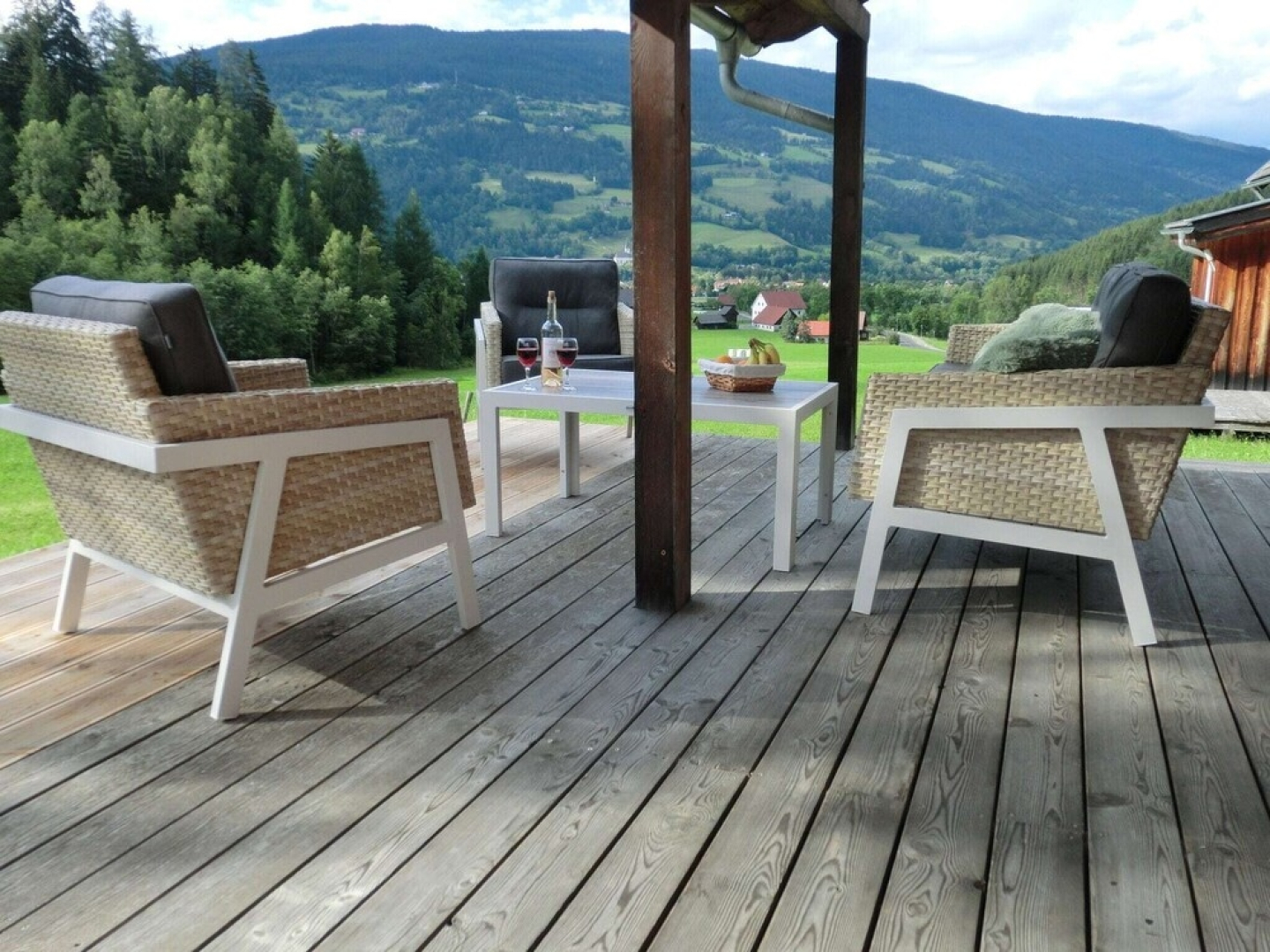 Beautiful Detached Wooden Chalet in Stadl a/d Mur / Styria With Sauna