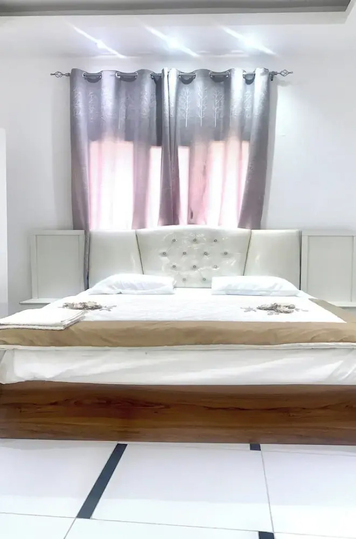 OYO 157 Dream Barka Hotel