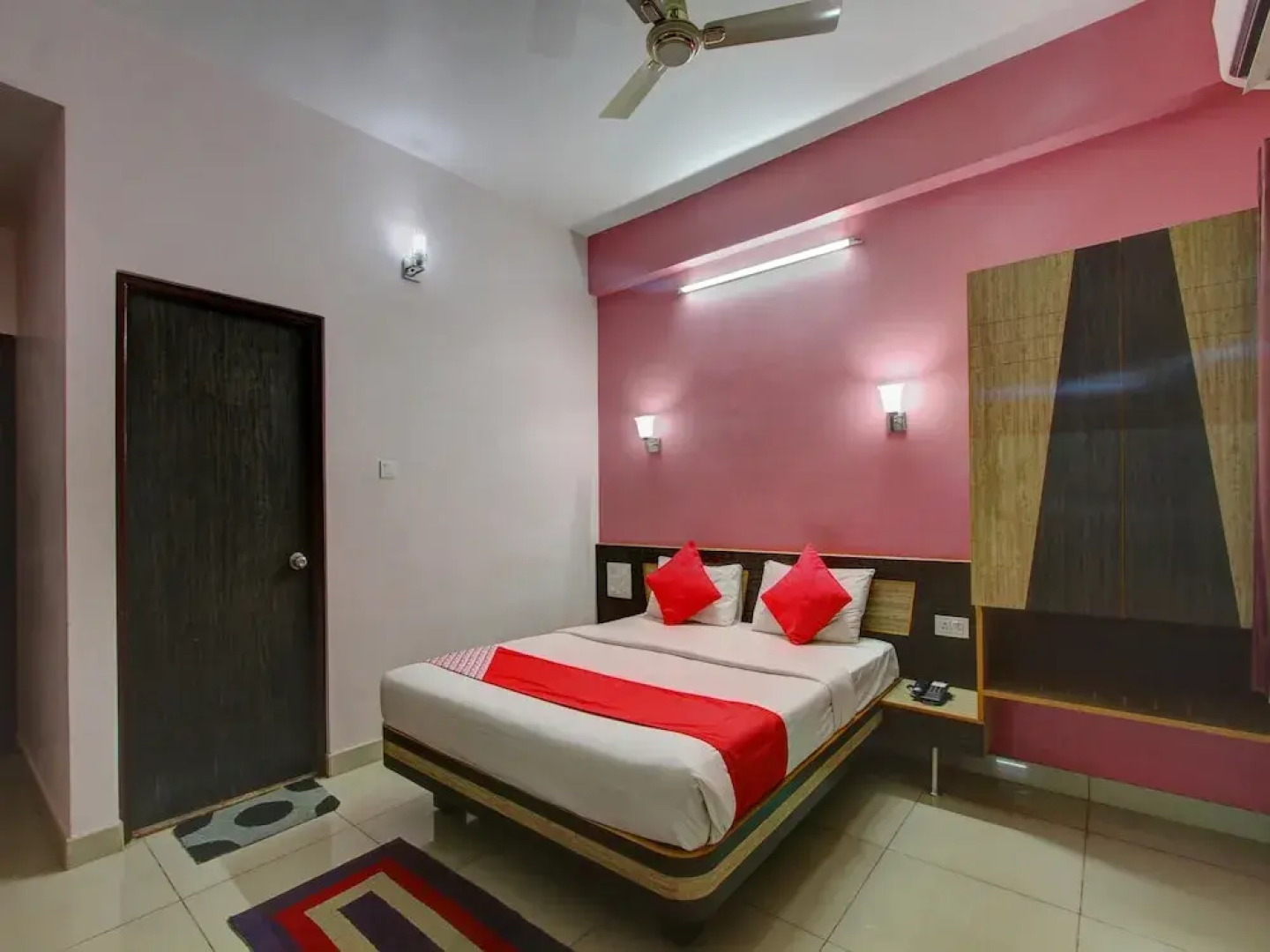 OYO 19957 Annapoorna Castle