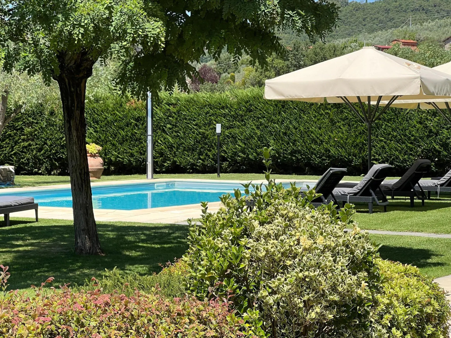 Villa in Tuscany With Private Pool & Views