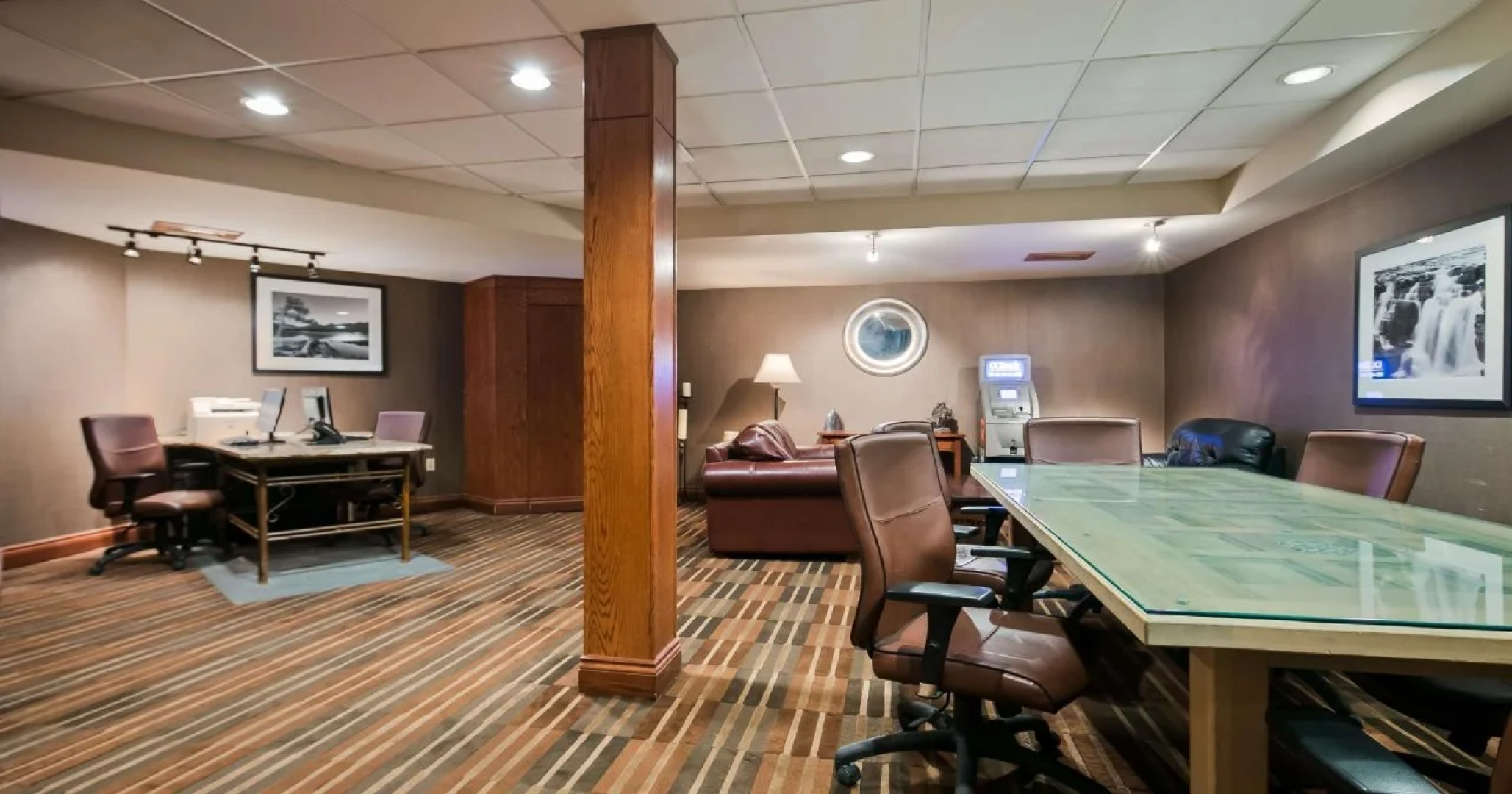 Jasper Inn & Suites by INNhotels