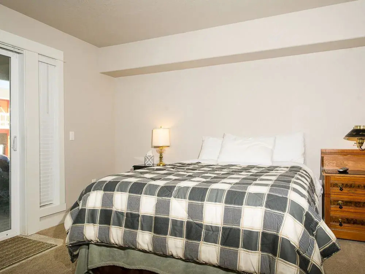 Shell Belle by RedAwning