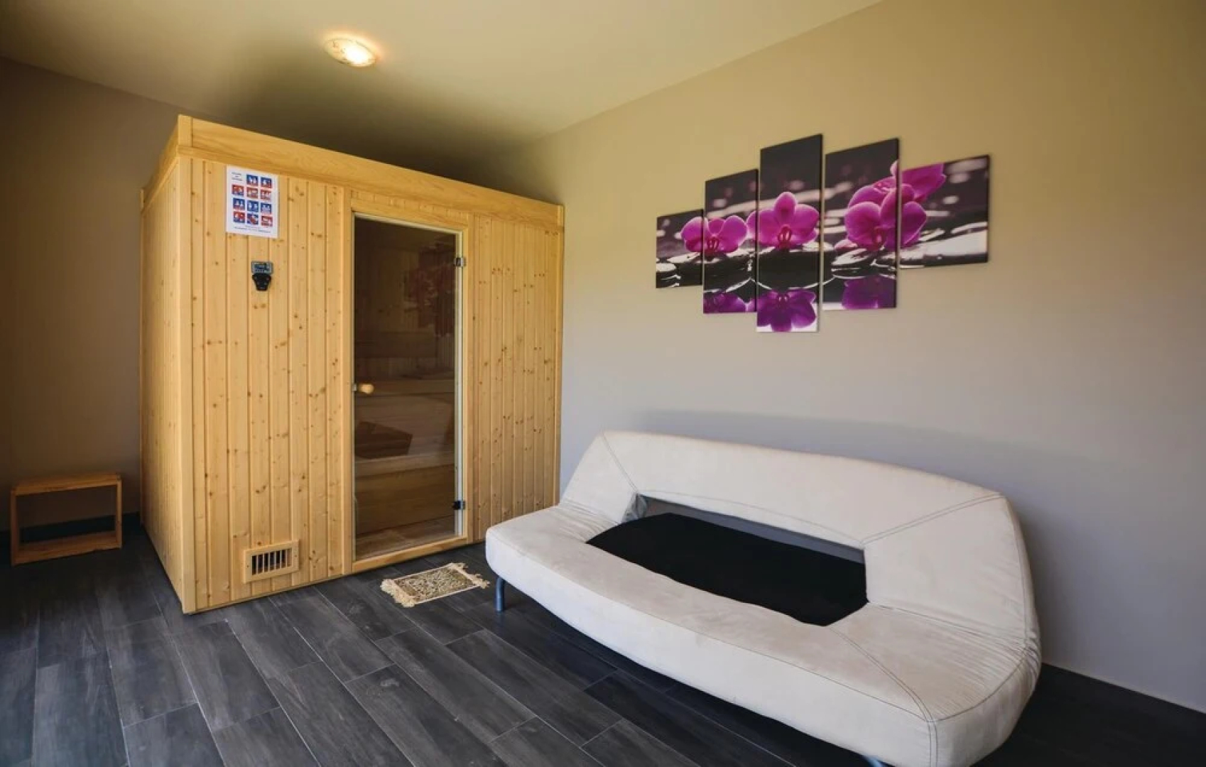 Amazing Home in Smarje With Sauna, Wifi and 2 Bedrooms