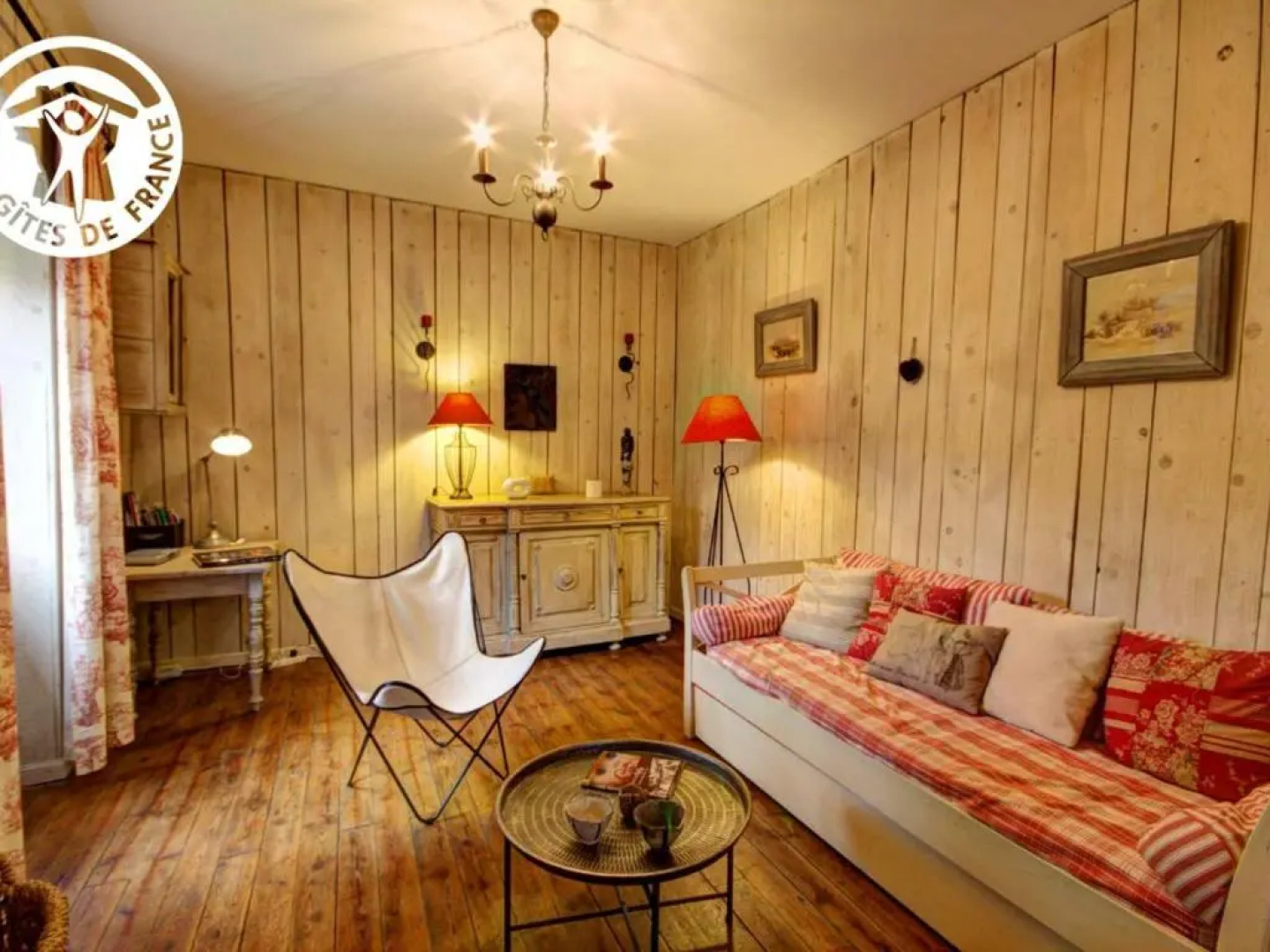 Gîte Montbrison, 2 pièces, 2 personnes - FR-1-496-158