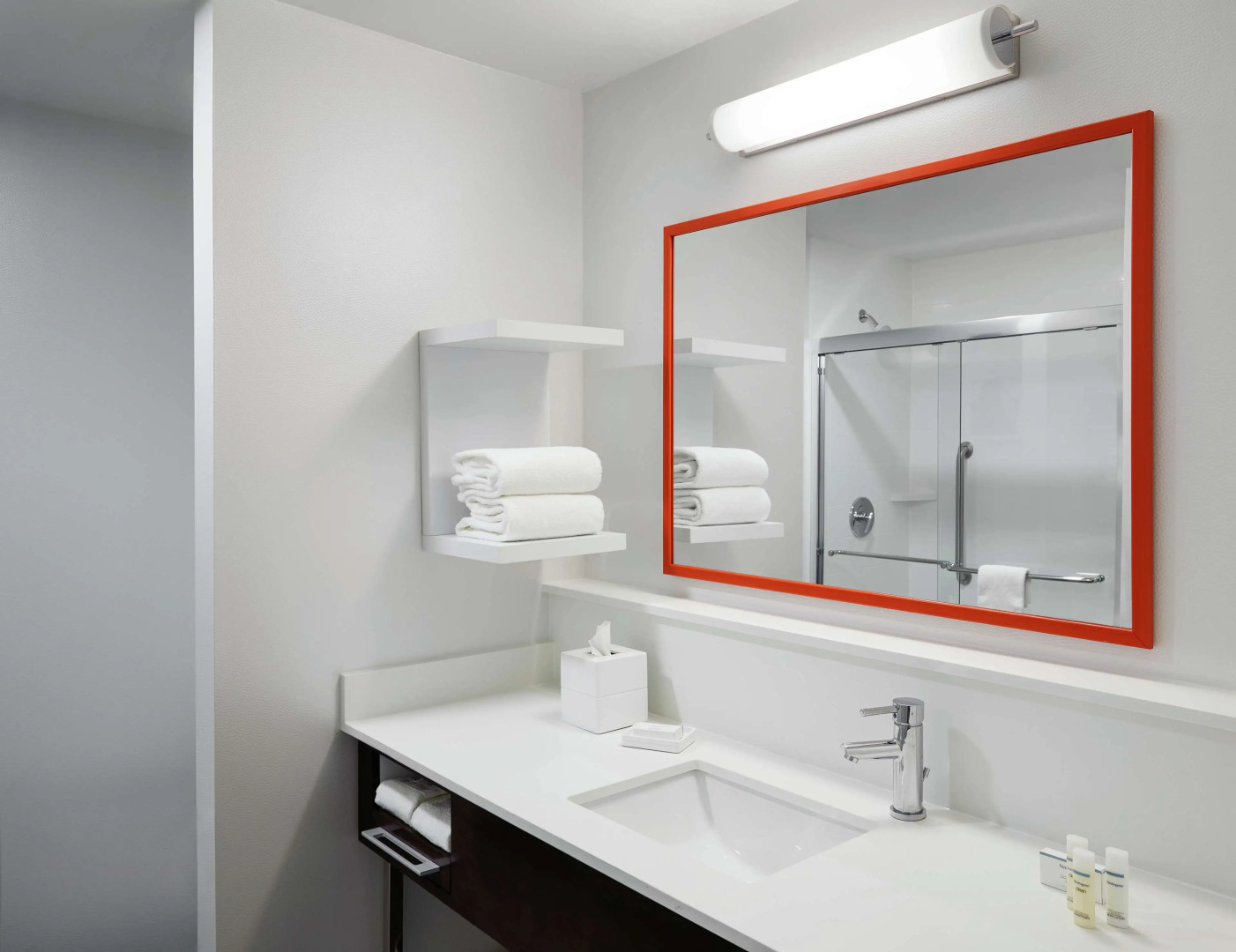 Hampton Inn & Suites Chicago Waukegan