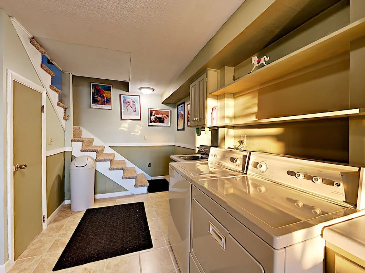 East Boothbay House with Bay Views by RedAwning