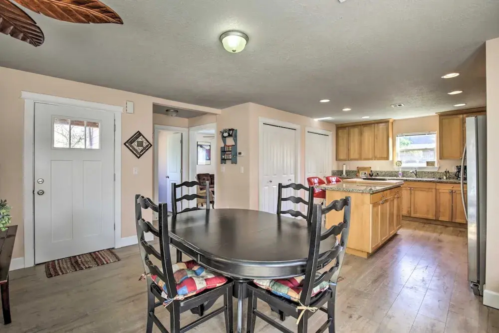 Diva's Den - West Salem Bungalow 3 Bedroom Bungalow by Redawning