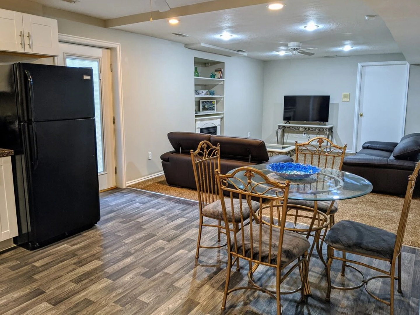 Private Apartment Suite Near World-class Skiing