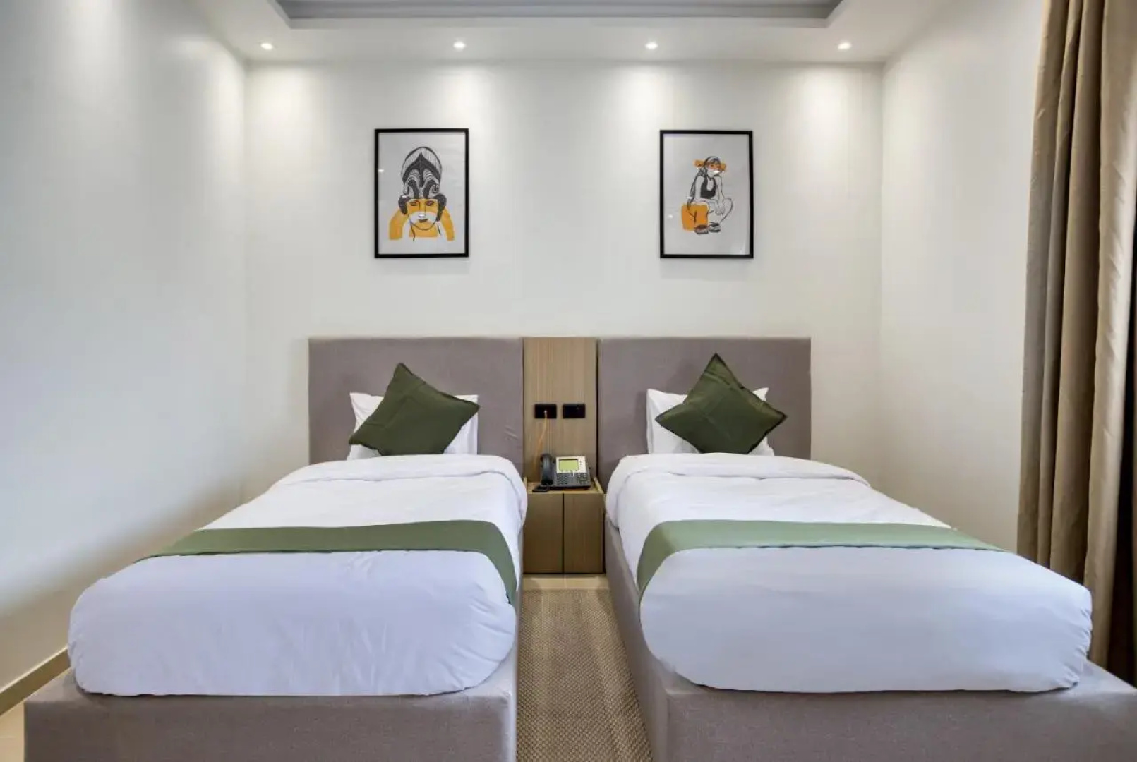 Seven Stays Zayed