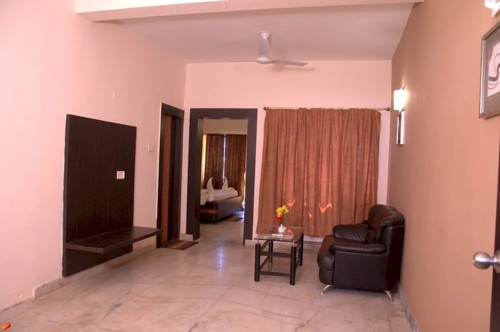 Hotel Sagar Tarang (Berries Group)