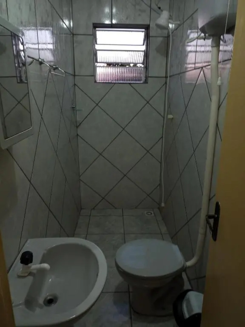 Apartamento com churrasqueira, ótima localização.