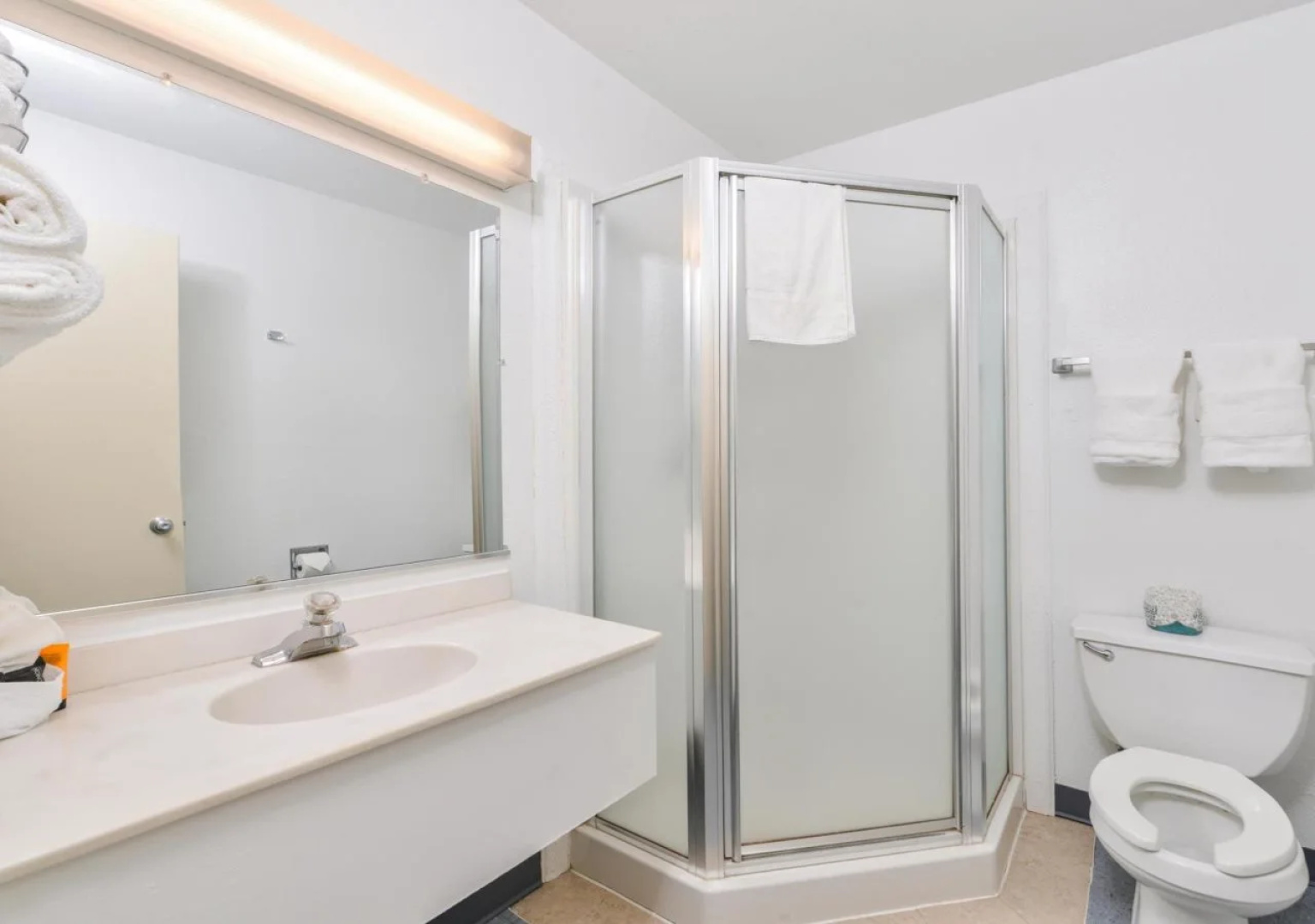Days Inn by Wyndham New Philadelphia