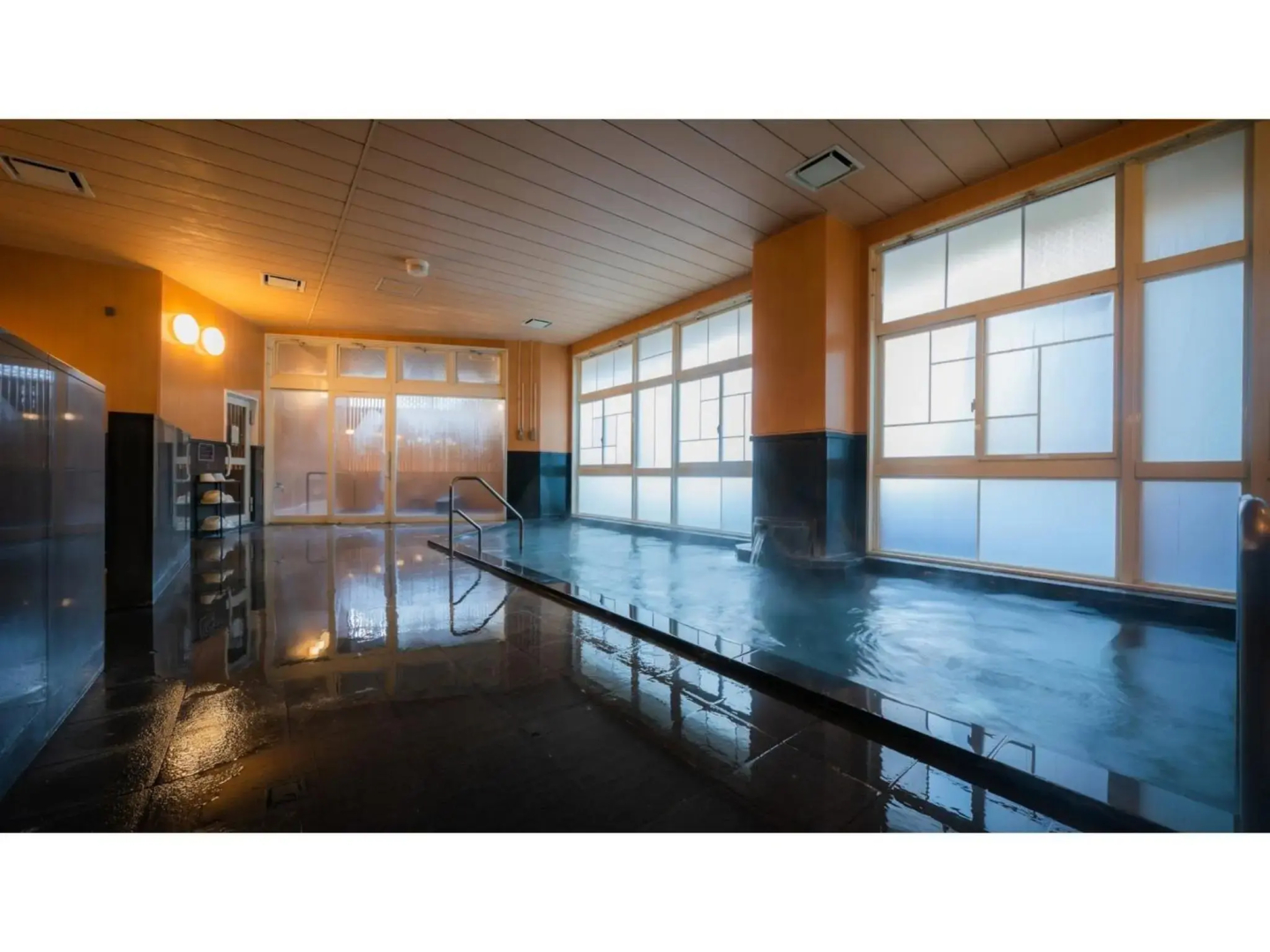 Old England Dogo Yamanote Hotel