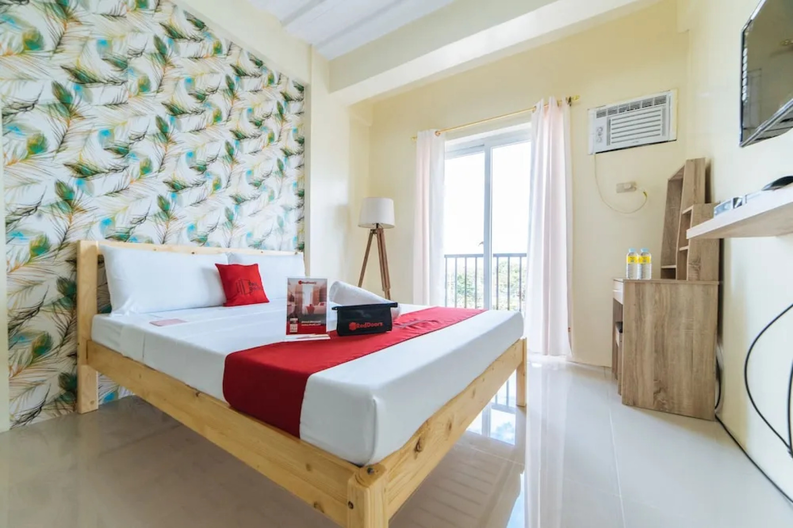 RedDoorz Plus near CK Square Cainta