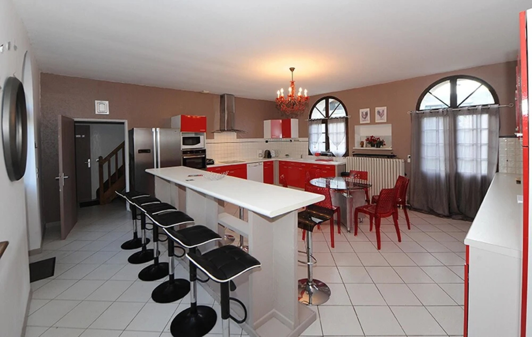 Mansion With 5 Bedrooms in Vernou-sur-brenne, With Pool Access, Enclos