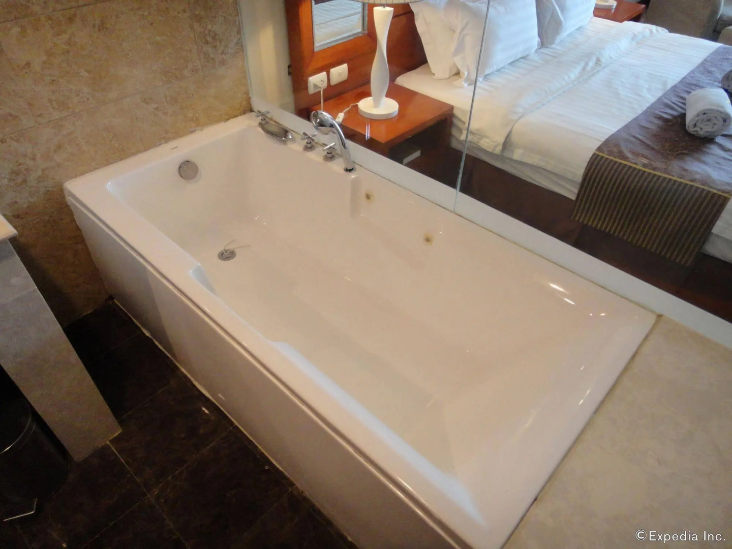 Sunlight Guest Hotel