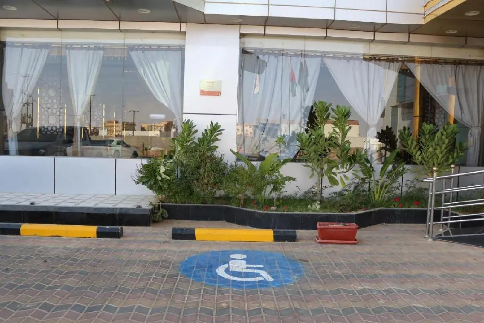 Address Sharurah Hotel