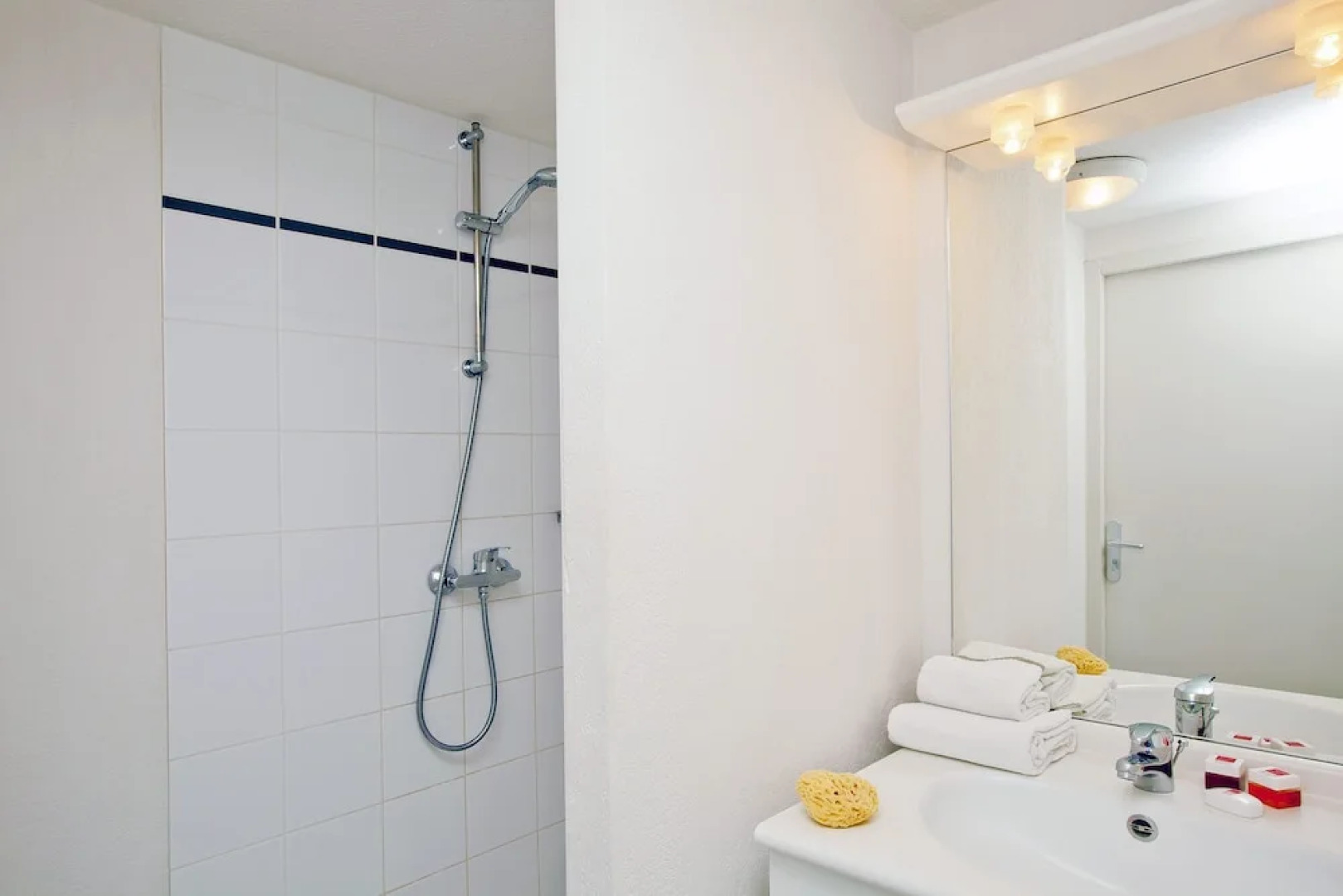 Séjours & Affaires Nantes La Beaujoire