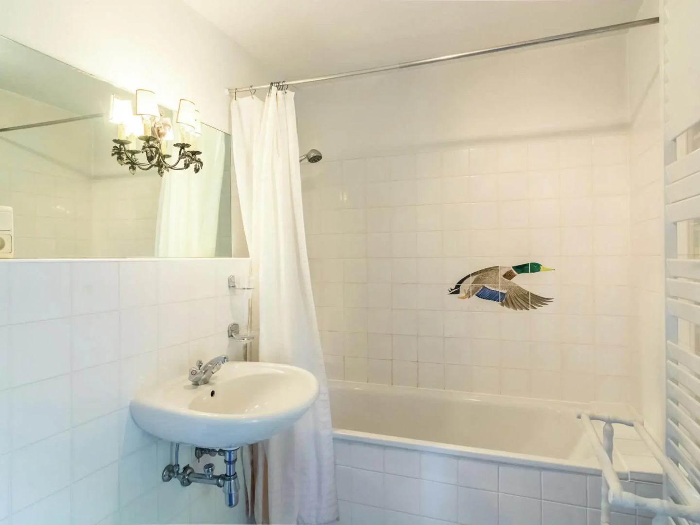 Beautiful Mansion in Beauplateau near Forest