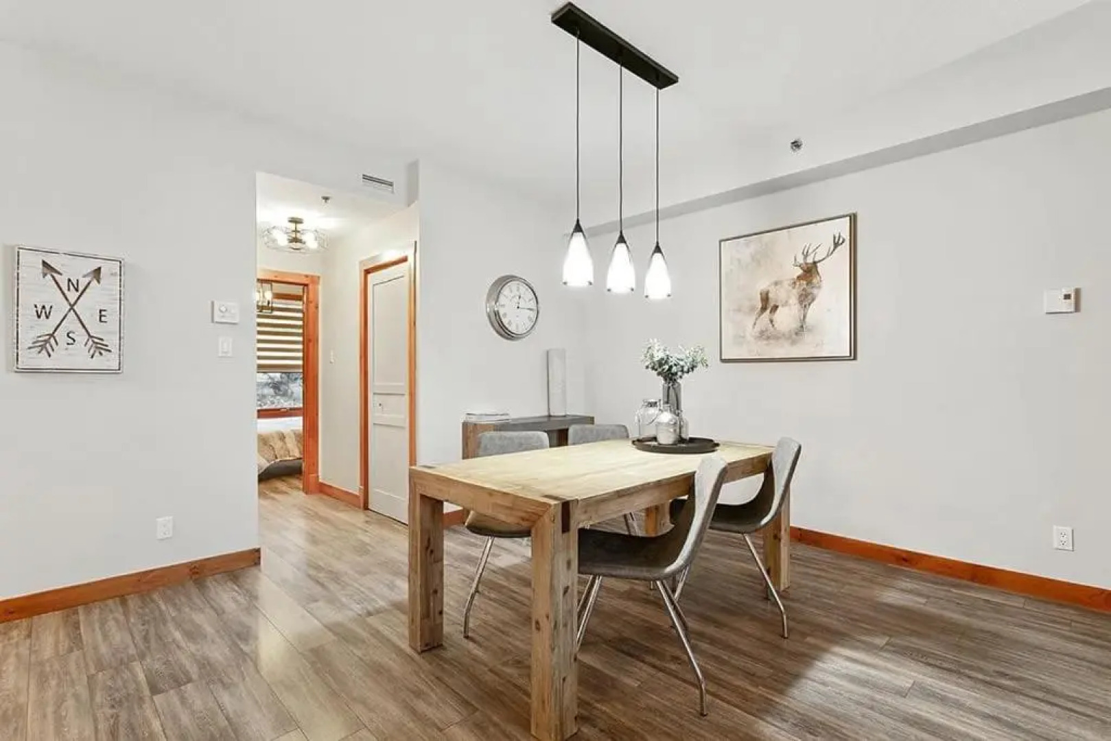 Les Eaux 225-1 by Escapades Tremblant