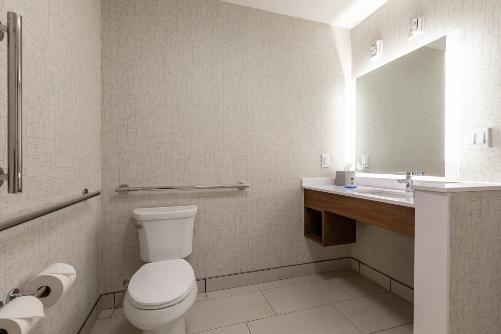 Holiday Inn Express & Suites Greenville S- Piedmont by IHG