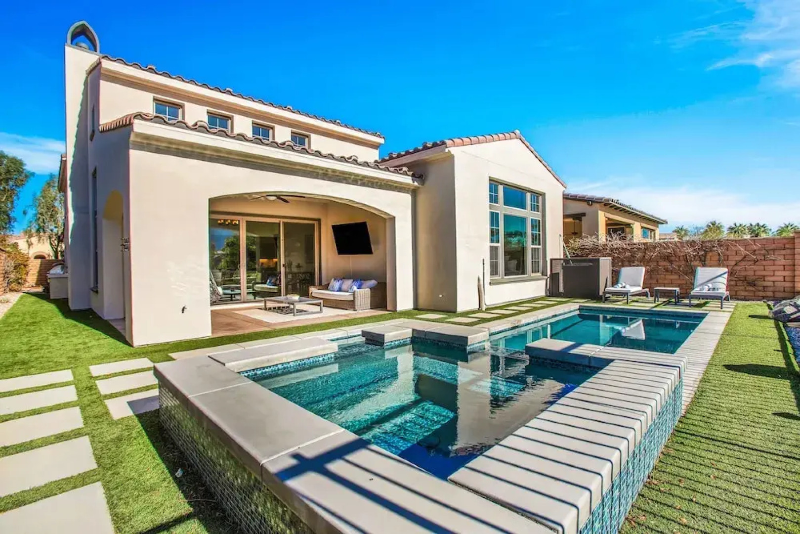 PGA Signature Lux Estate
