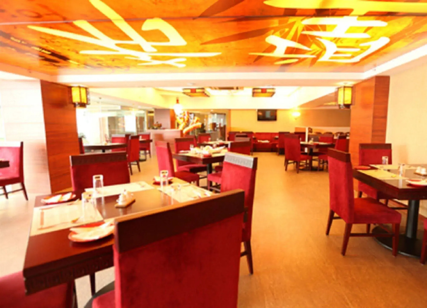 Hotel Chennai Le Palace