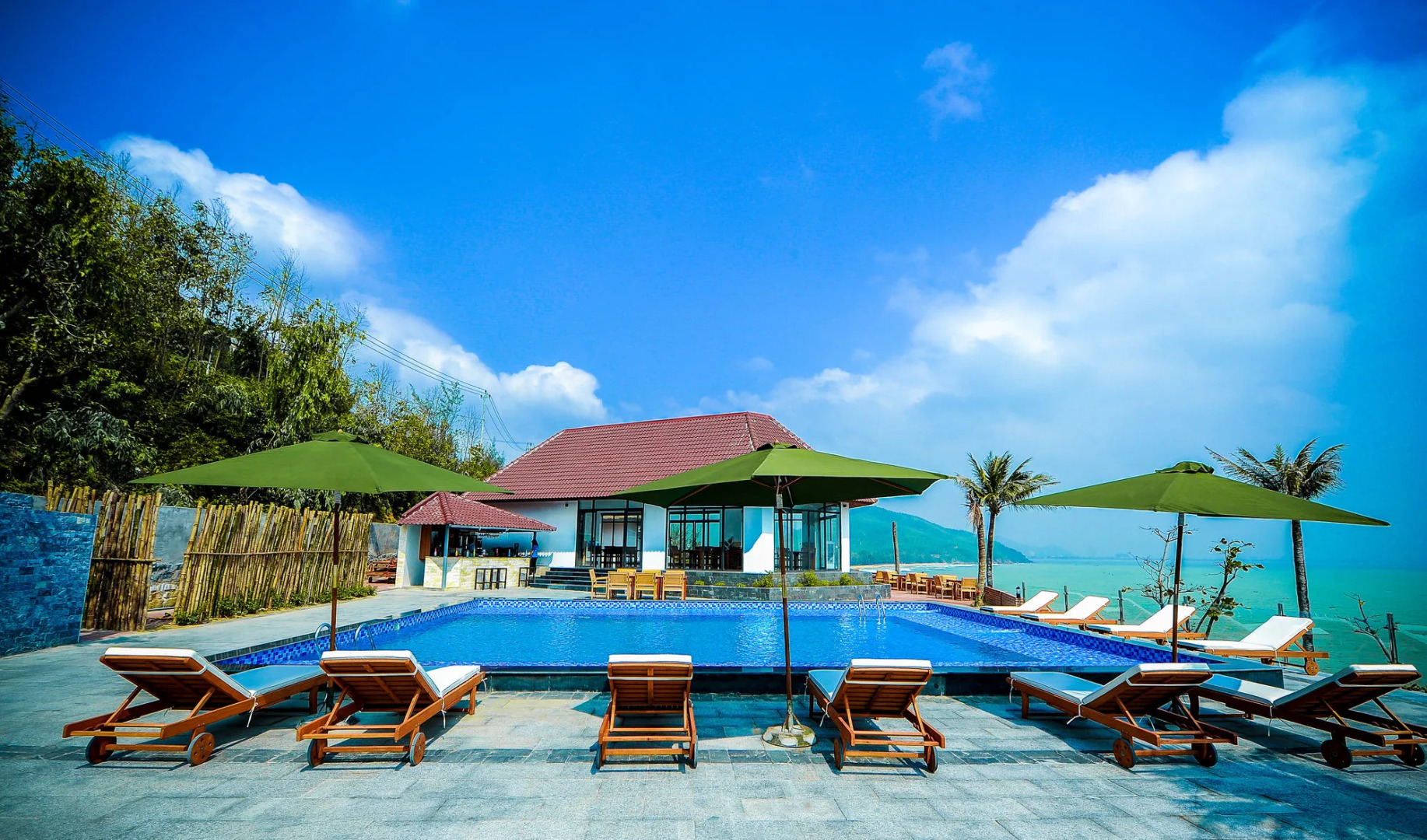 Aurora Villas & Resort