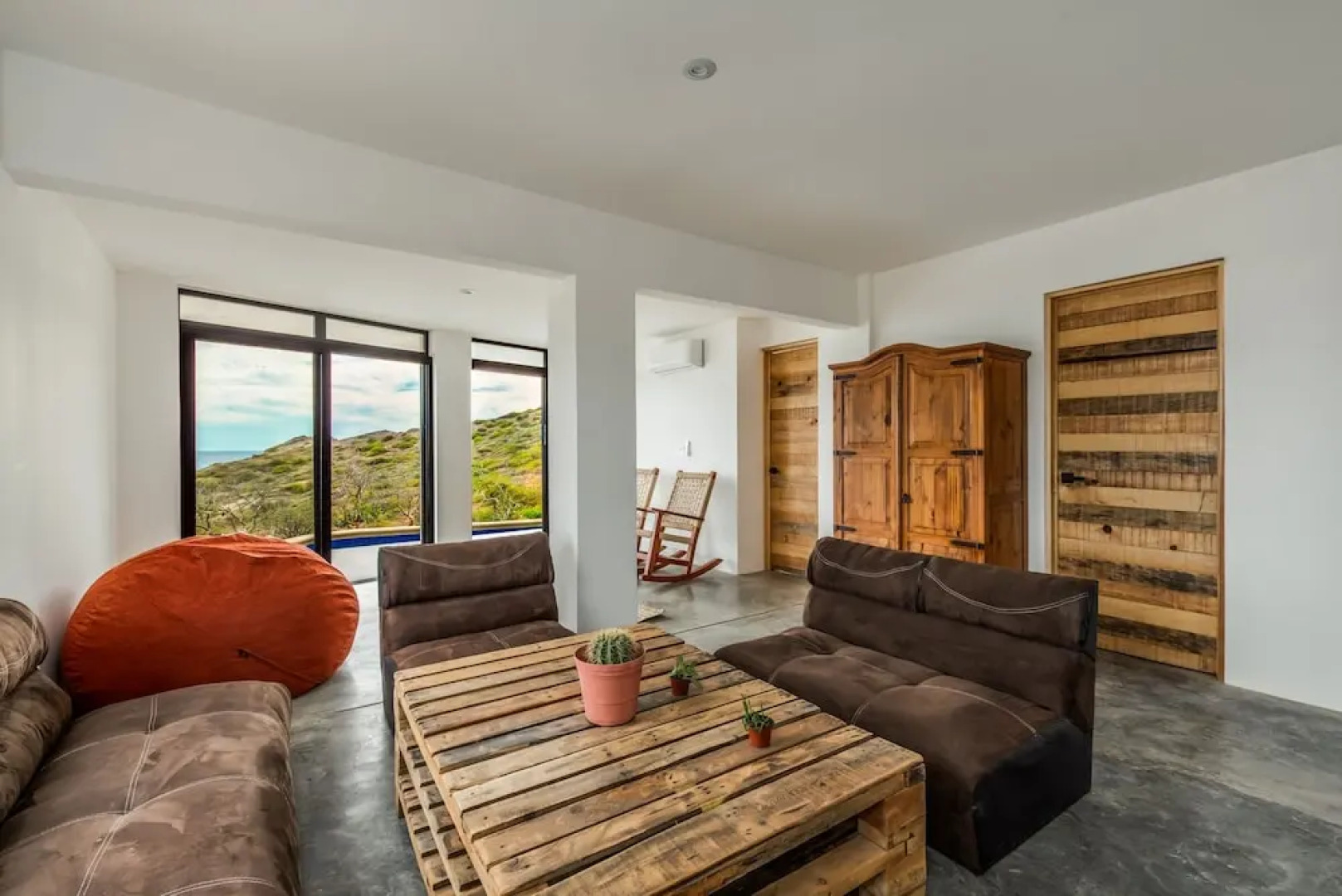 Ocean View Suite at Cerritos Surf & Racquet in Pescadero Baja Sur by Redawning