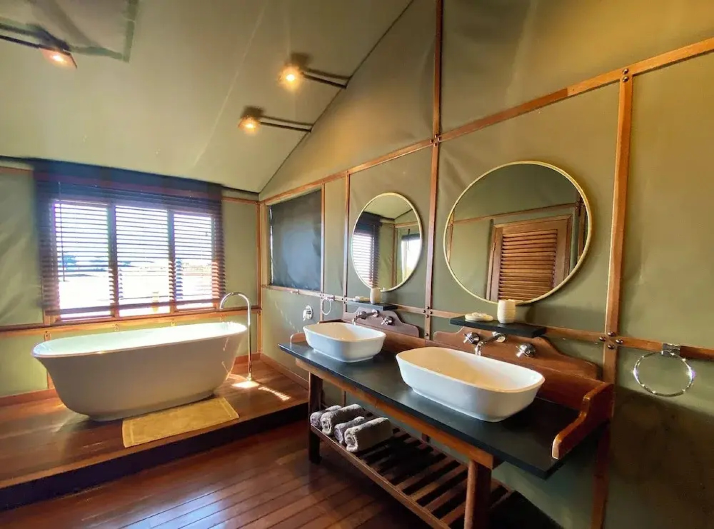 Ndhovu Safari Lodge - Campground