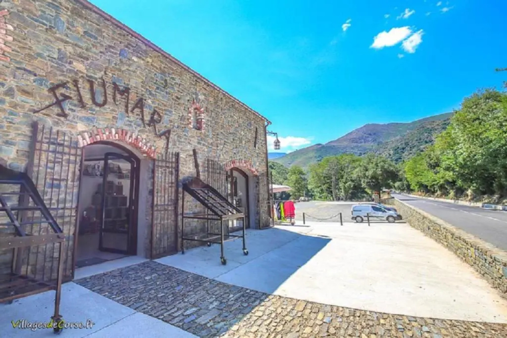 Bel et Grand appartement entre Mer et Montagne