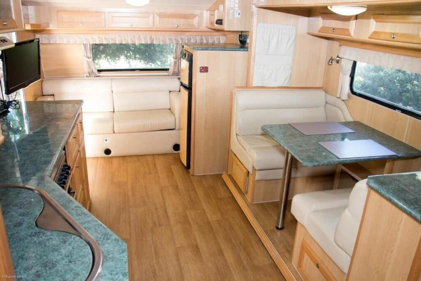 Longford Riverside Caravan Park