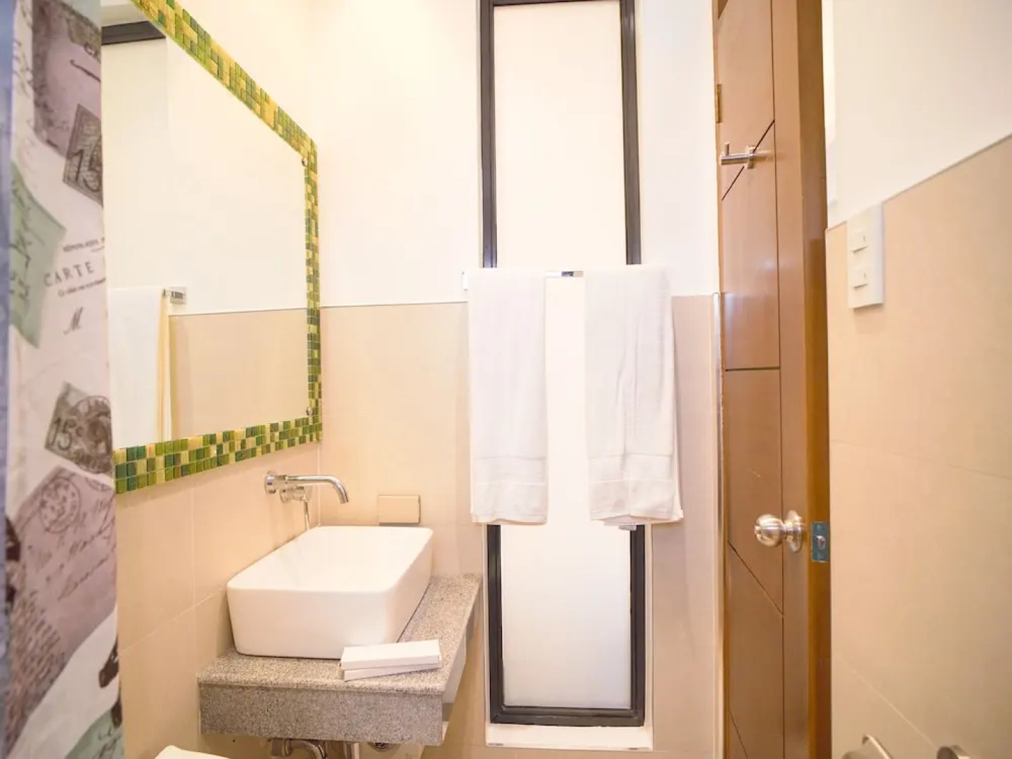 Capital O Vaccinated Staff - OYO 785 The Greenhive