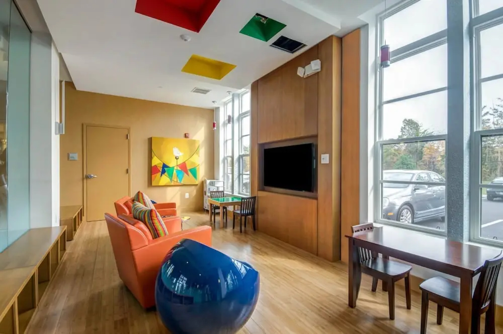 Global Luxury Suites in Sterling
