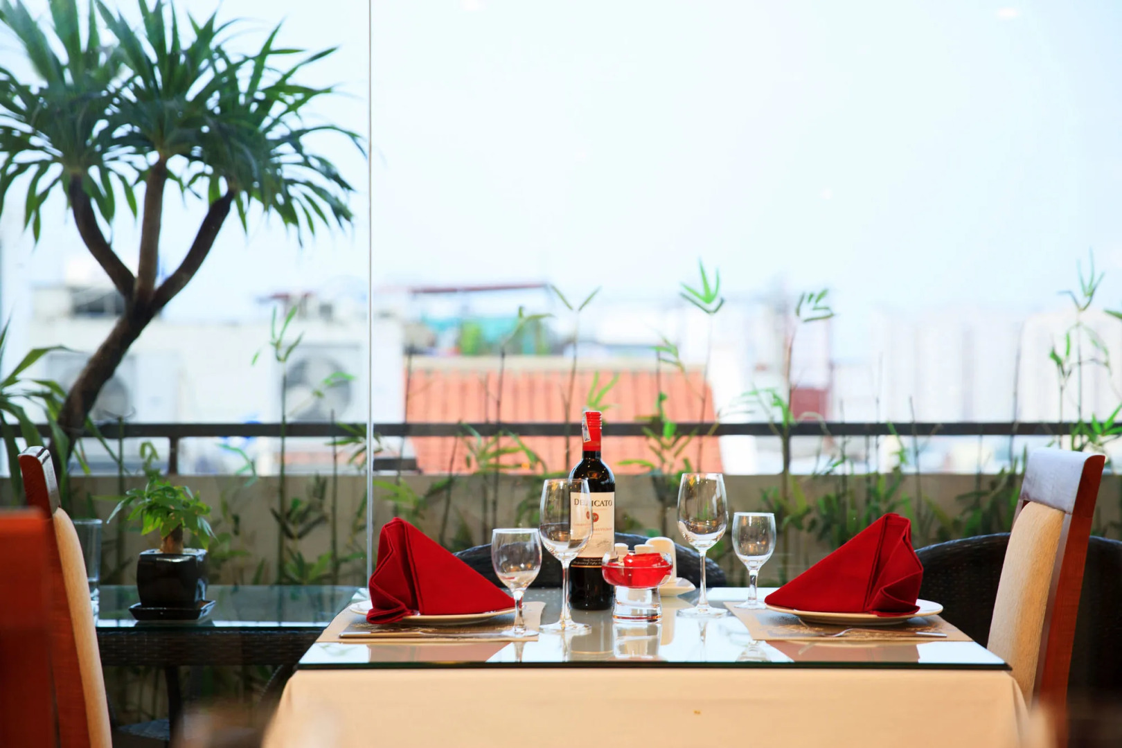 Luxeden Hotel Hanoi