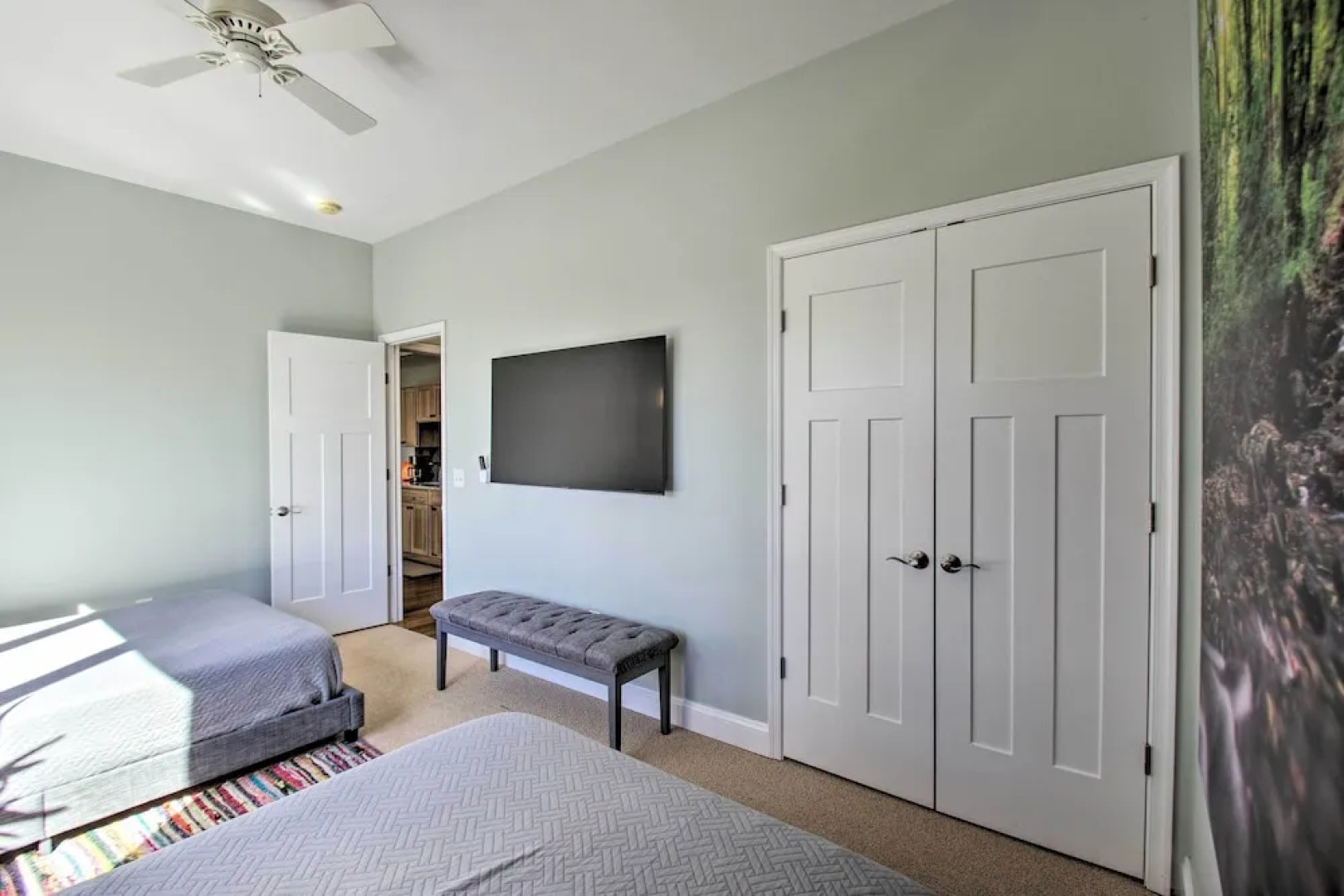 Grand Chalet w/ Hot Tub - Near Wintergreen Resort