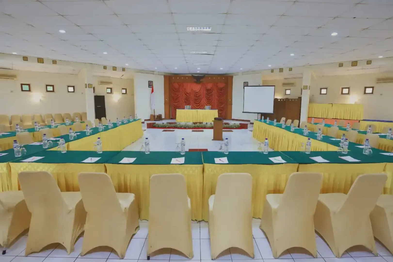 The Bandungan Hotel & Convention