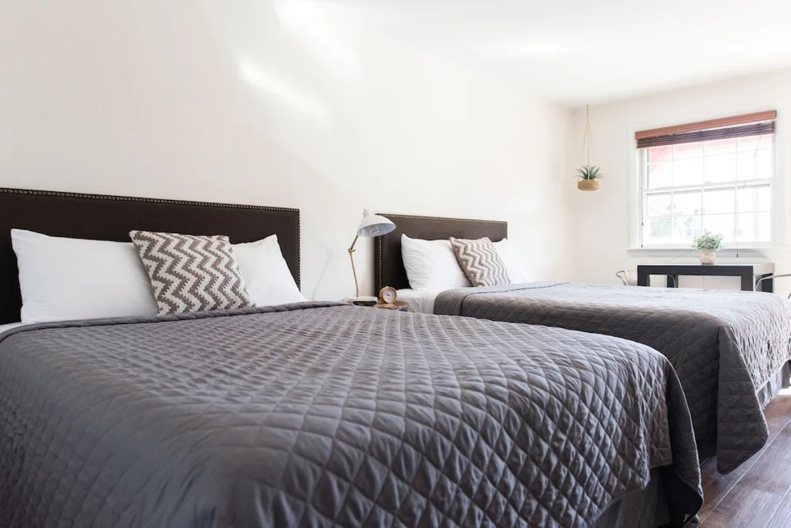 Carriage House Motor Inn