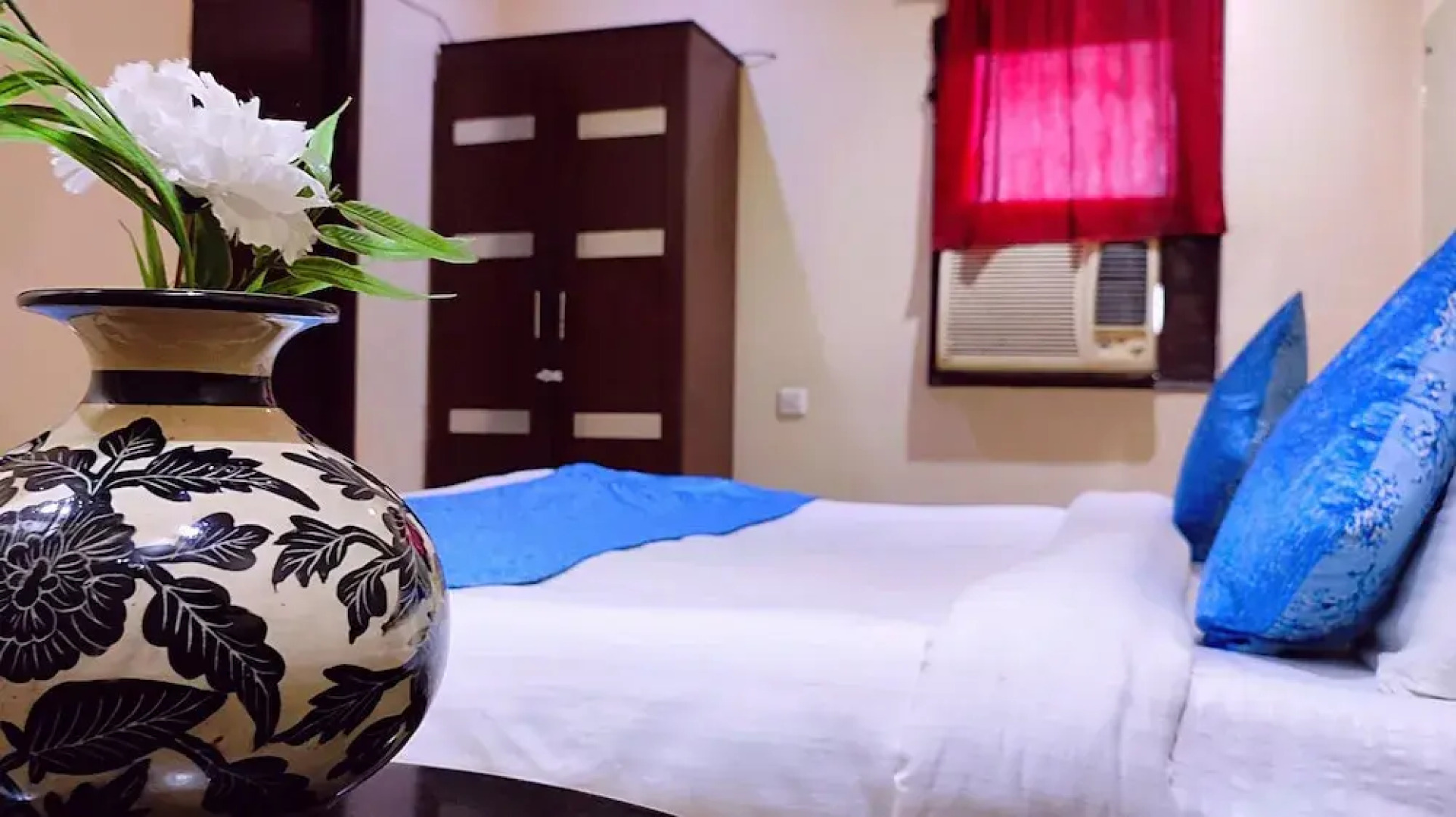 Park Square by ShriGo Hotels