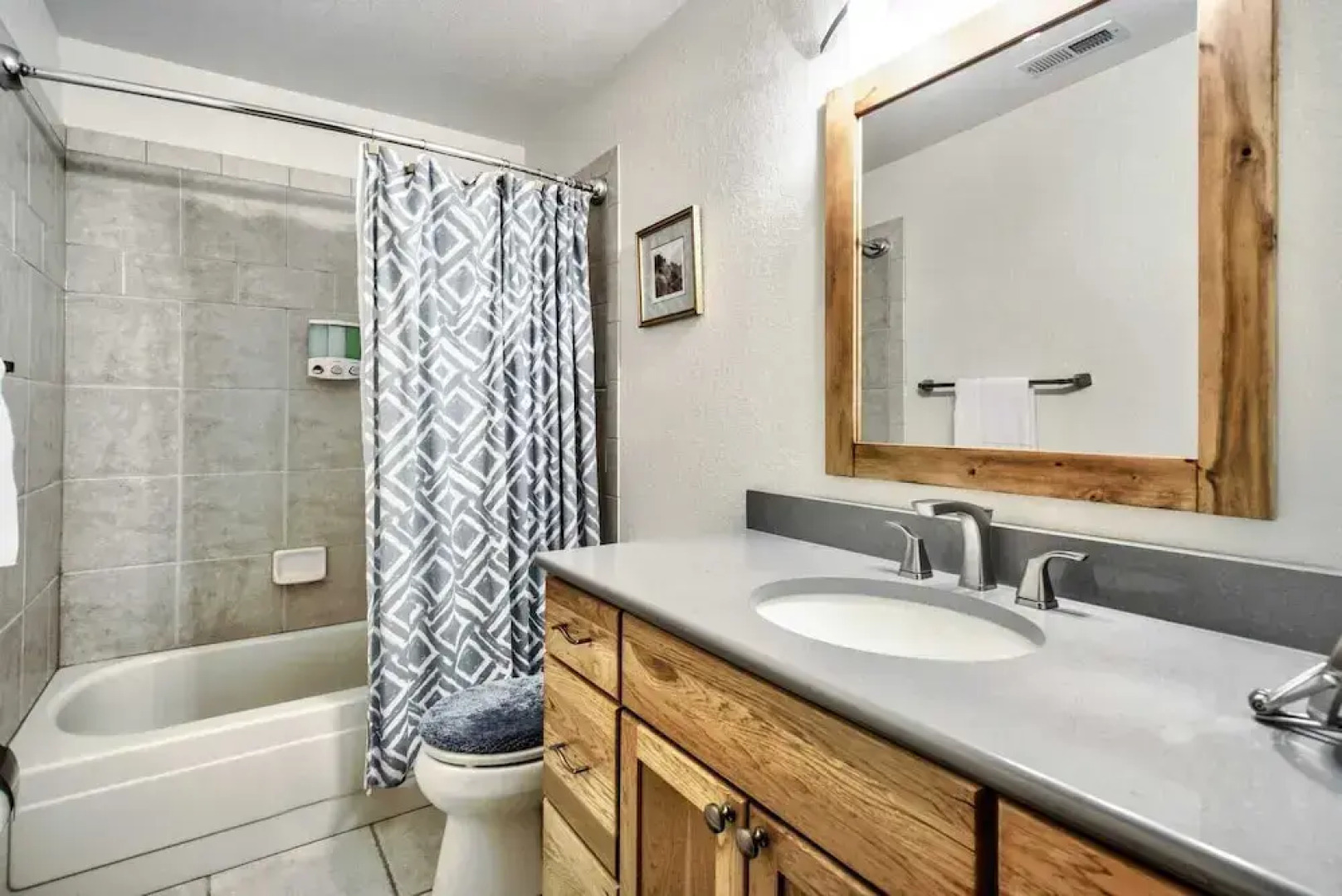 5BD Mountain Getawayhot Tub & Foosball