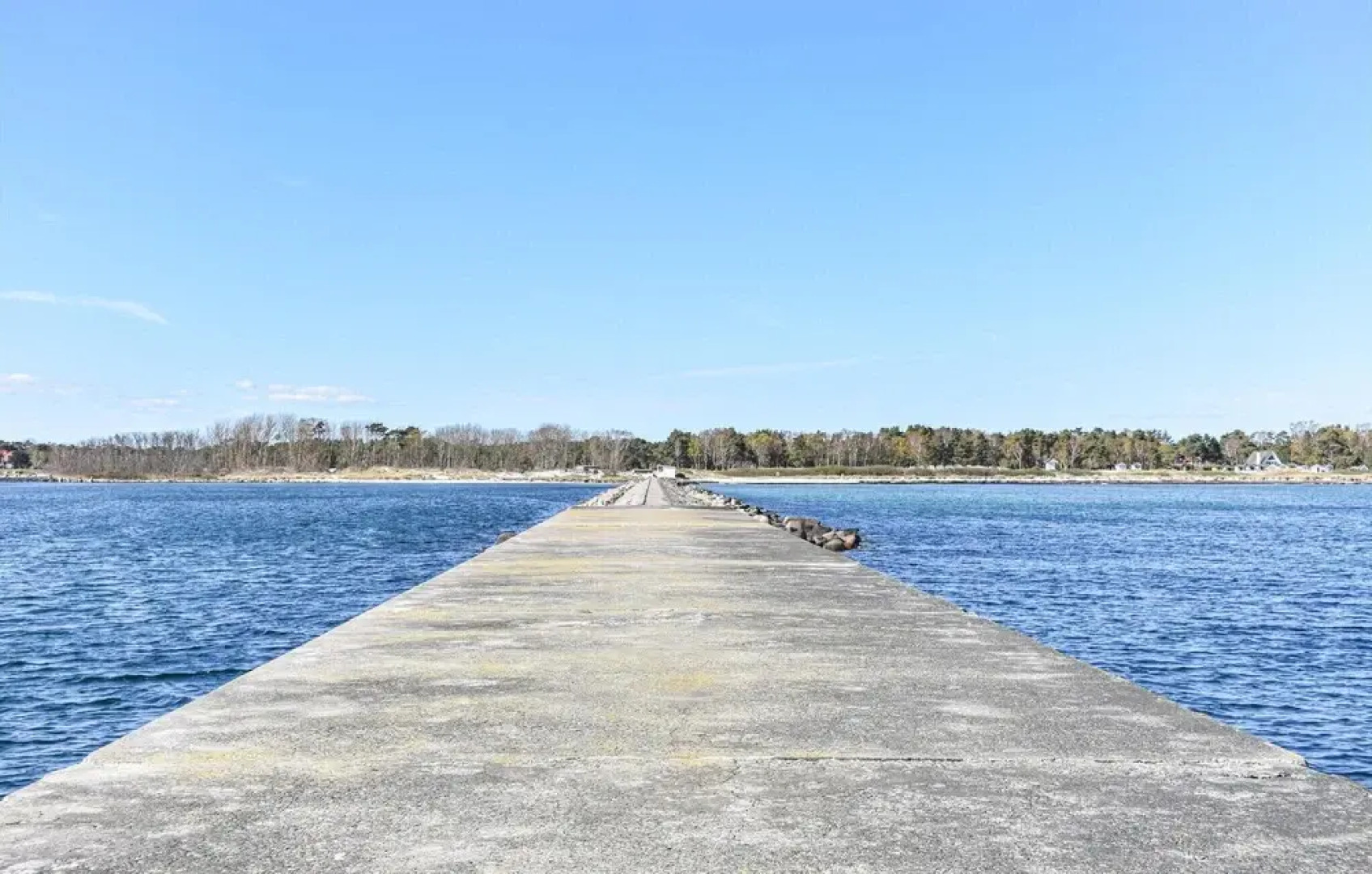 Nice Home in Höllviken With 1 Bedrooms and Wifi