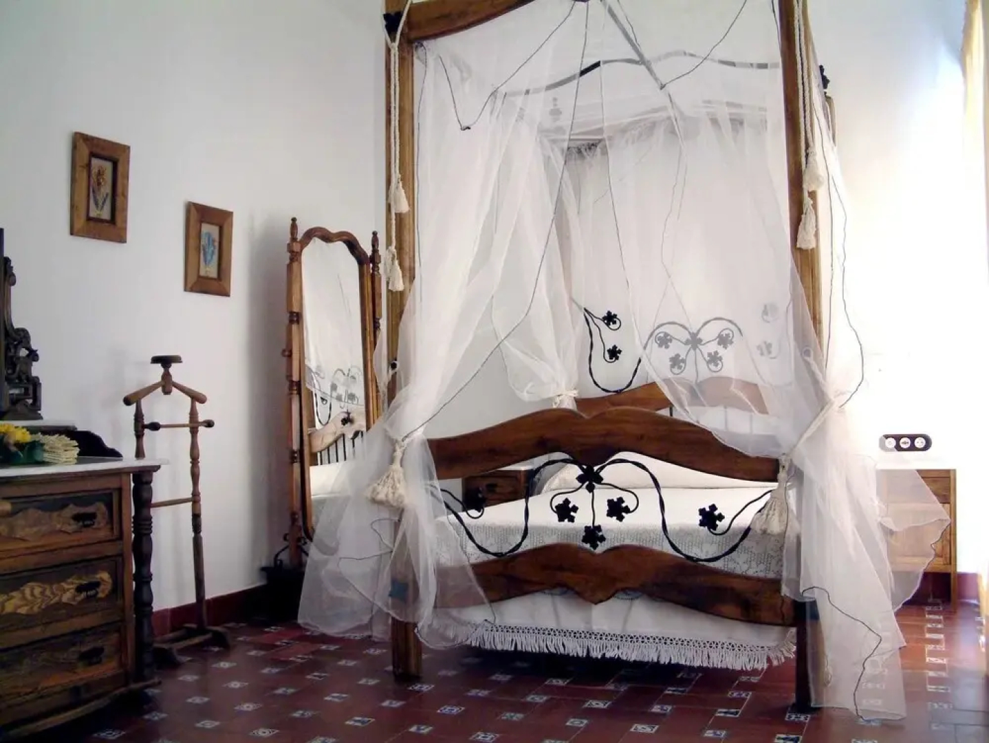 House With 9 Bedrooms in Aguilar de la Frontera, With Wonderful Mounta