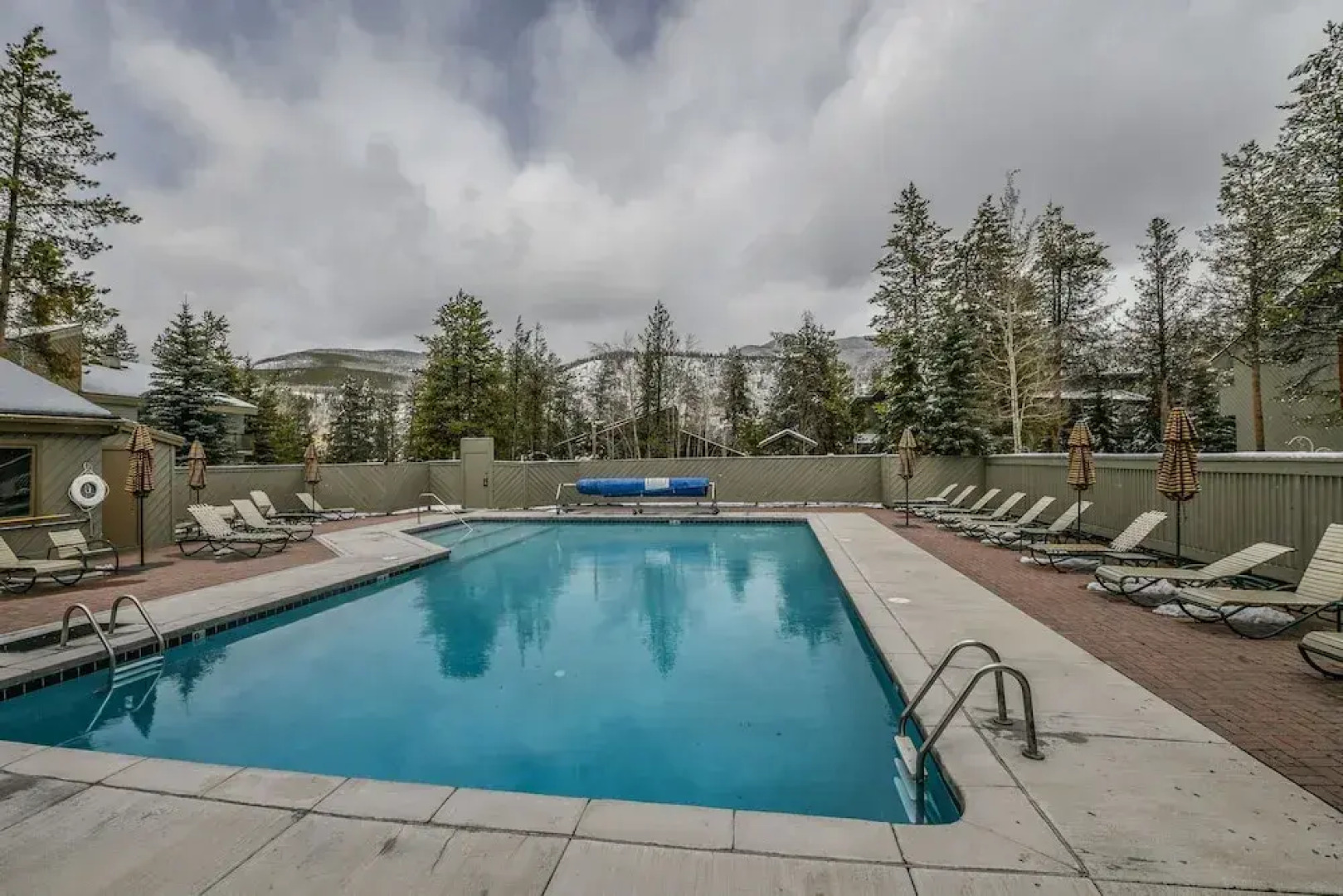 Flying Dutchman 1137 by SummitCove Vacation Lodging